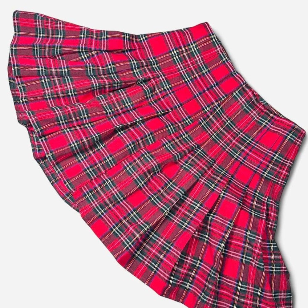 Brandy Melville Red Plaid Pleated Skirt, Size Small